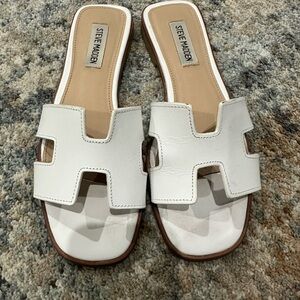 Steve Madden Hadyn White Sandals